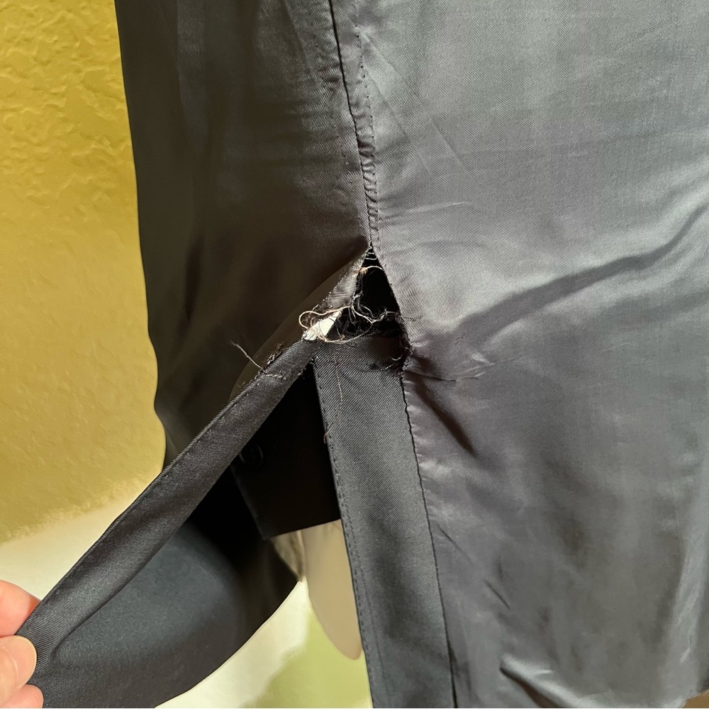 Canali Men's Blue Blazer Loro Piana Tasmanian 120 Wool, Size 62 (US52) - Picture 6 of 16